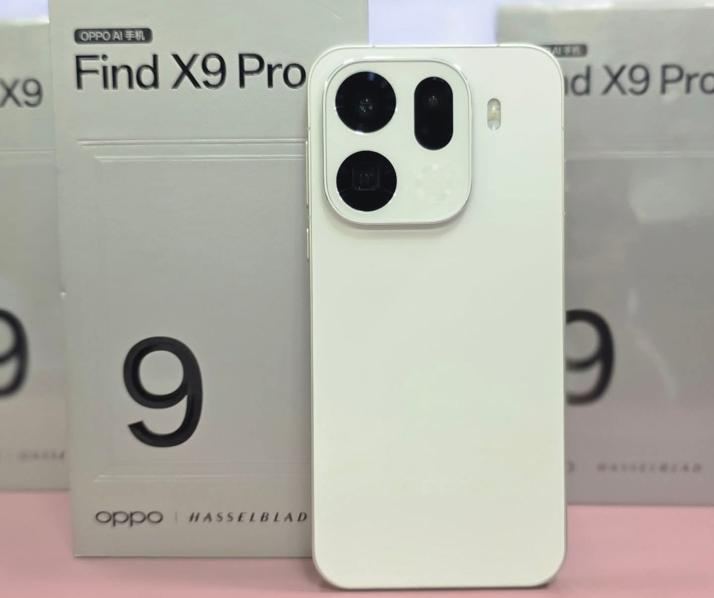 OPPO Find X9